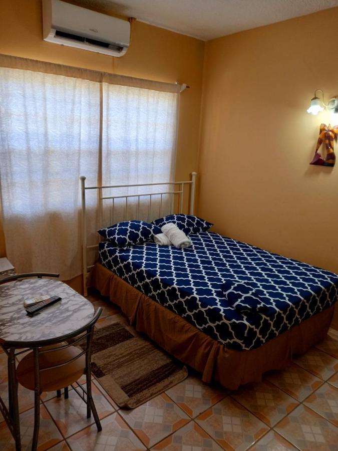 Beverley'S Guest House, نيفيس المظهر الخارجي الصورة