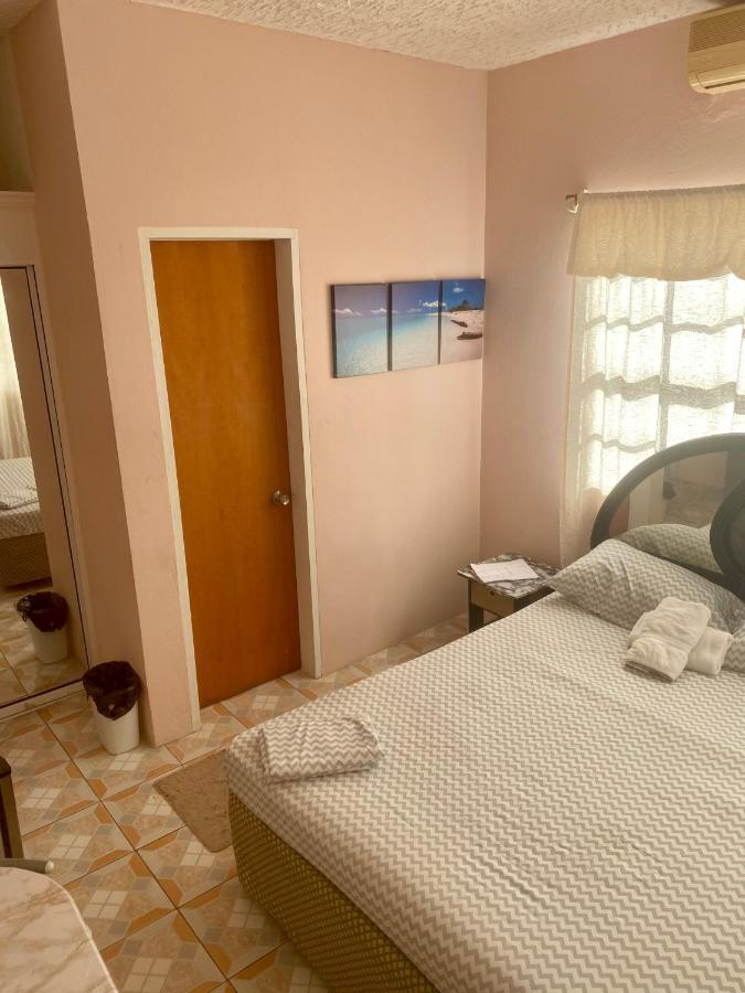 Beverley'S Guest House, نيفيس المظهر الخارجي الصورة