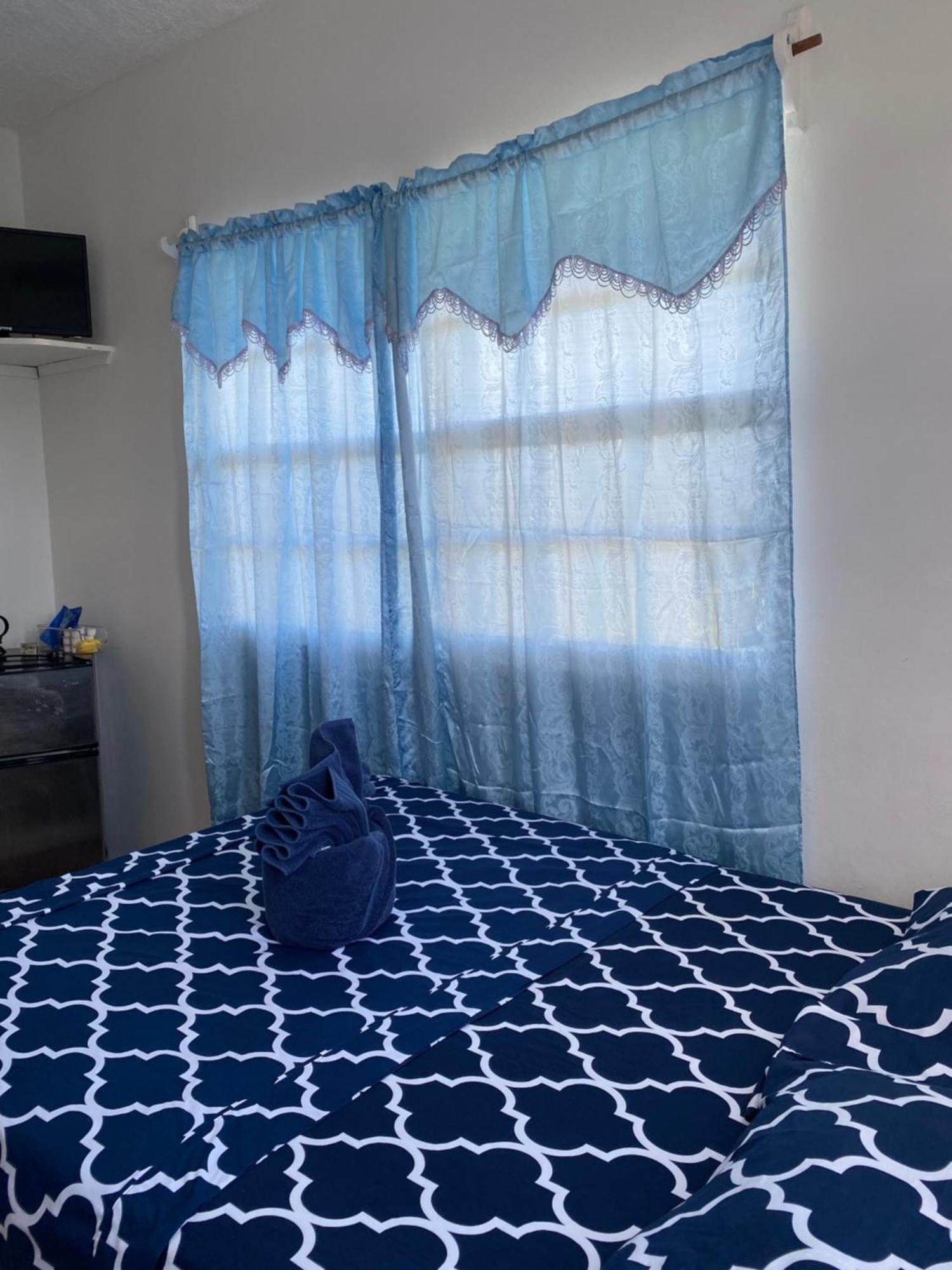 Beverley'S Guest House, نيفيس المظهر الخارجي الصورة