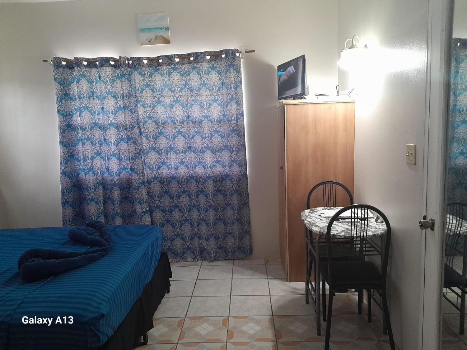 Beverley'S Guest House, نيفيس المظهر الخارجي الصورة